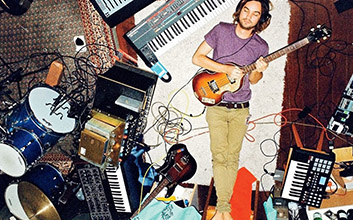Kevin parker synths
