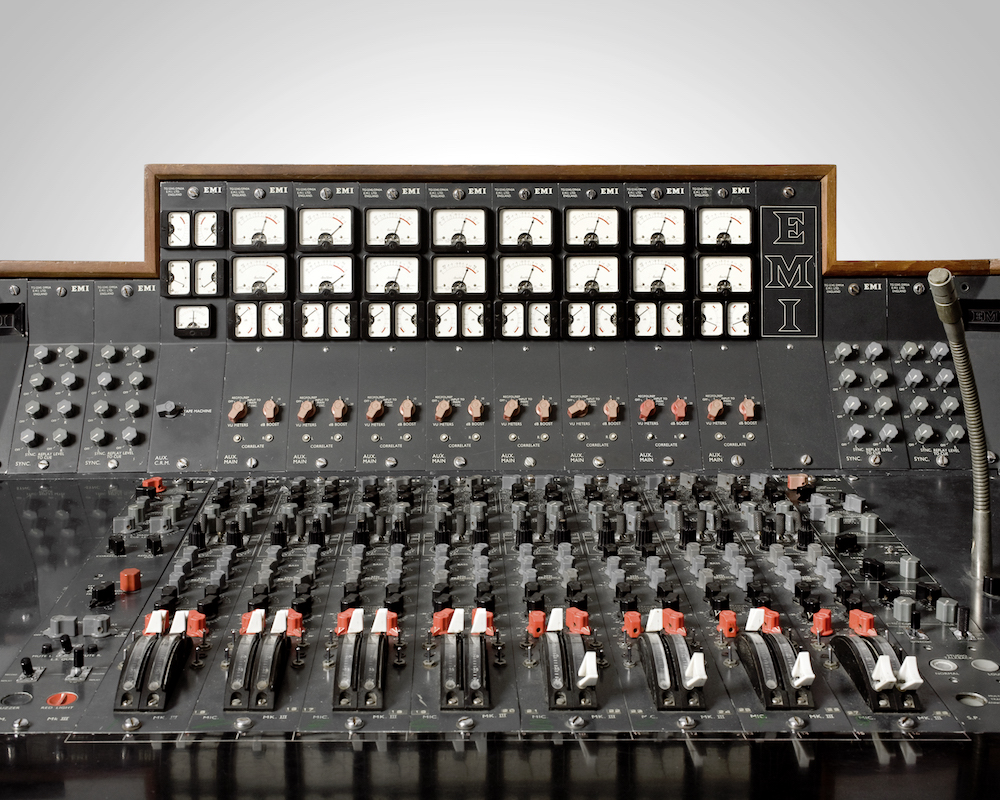 abbey road recording console $1.8 million pink floyd dark side of the moon