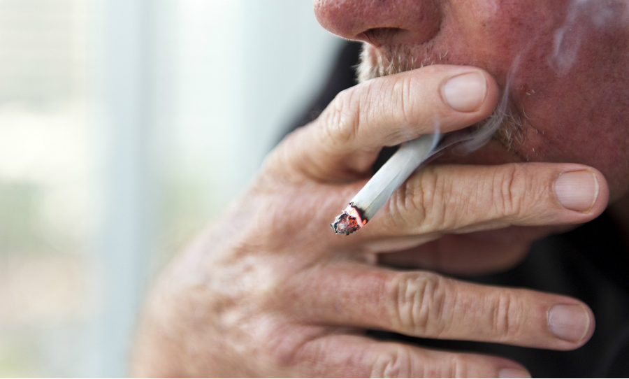 Turns Out Being Lonely Is Worse For You Than Smoking 15 Cigarettes