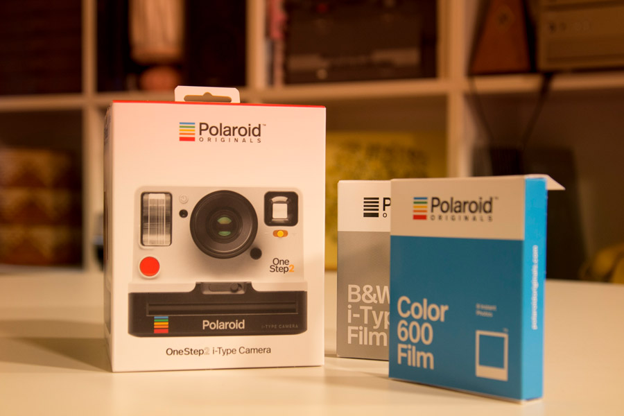 polaroid onestep 2 i-type camera giveaway free