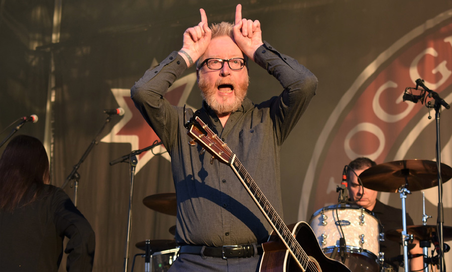 Flogging Molly bluesfest touring