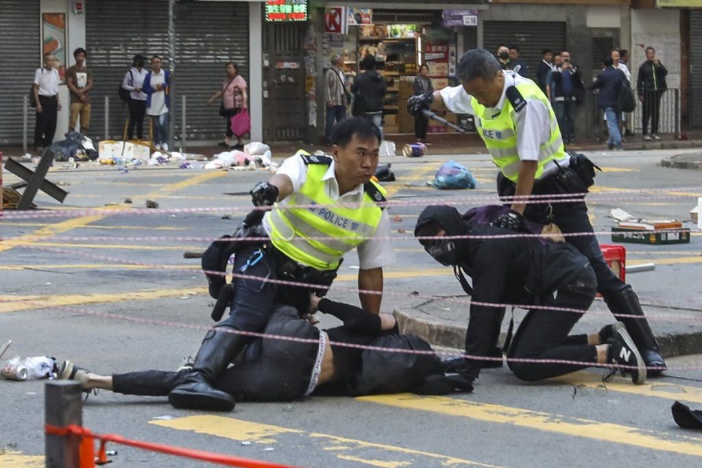 Hong Kong, protests, shots fired,