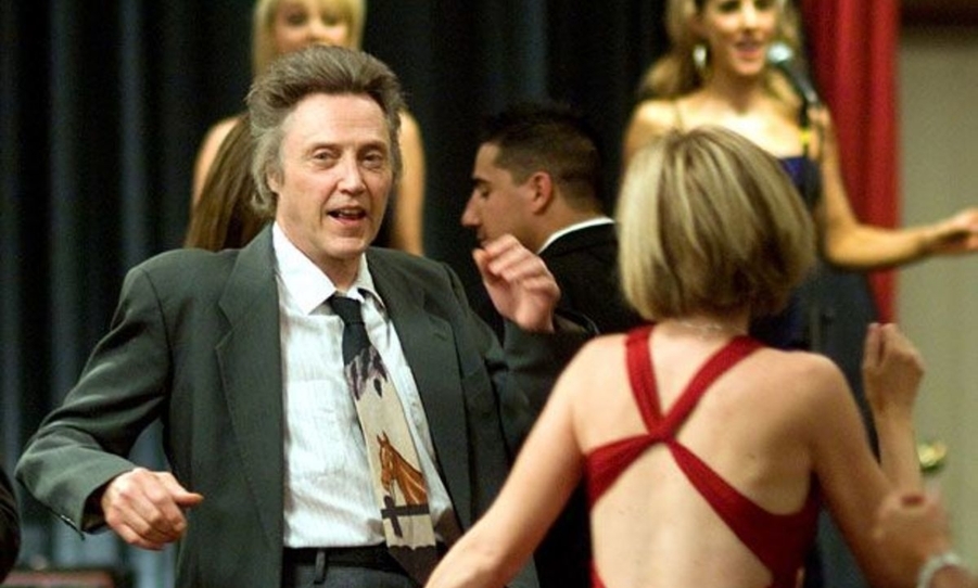 forvirring angre Boghandel Watch a supercut of Christopher Walken cutting shapes in over 50 movies