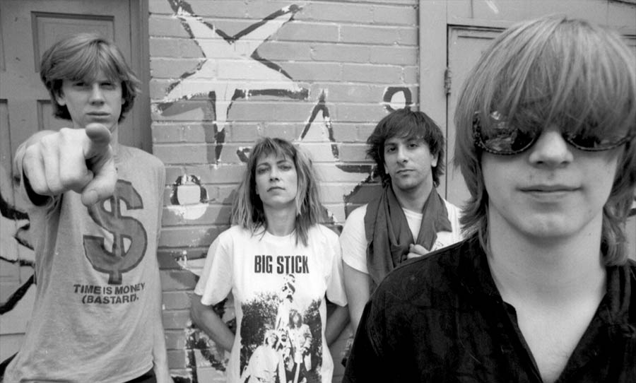Sonic Youth med