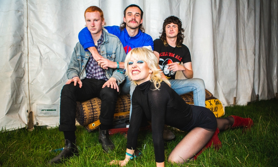 Amyl and The Sniffers release 'Control' from upcoming live 7-inch