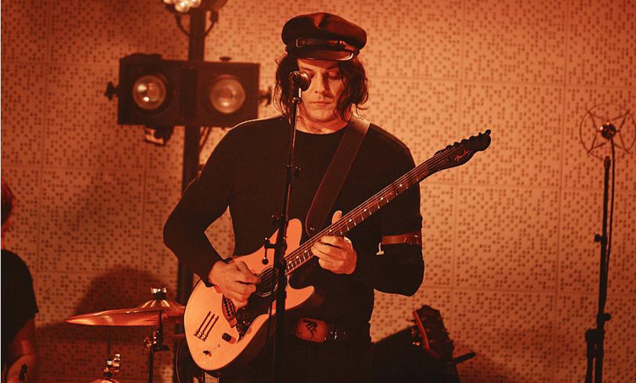 Jack White Acoustasonic on stage