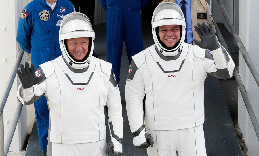 astronauts, spacex, ac/dc