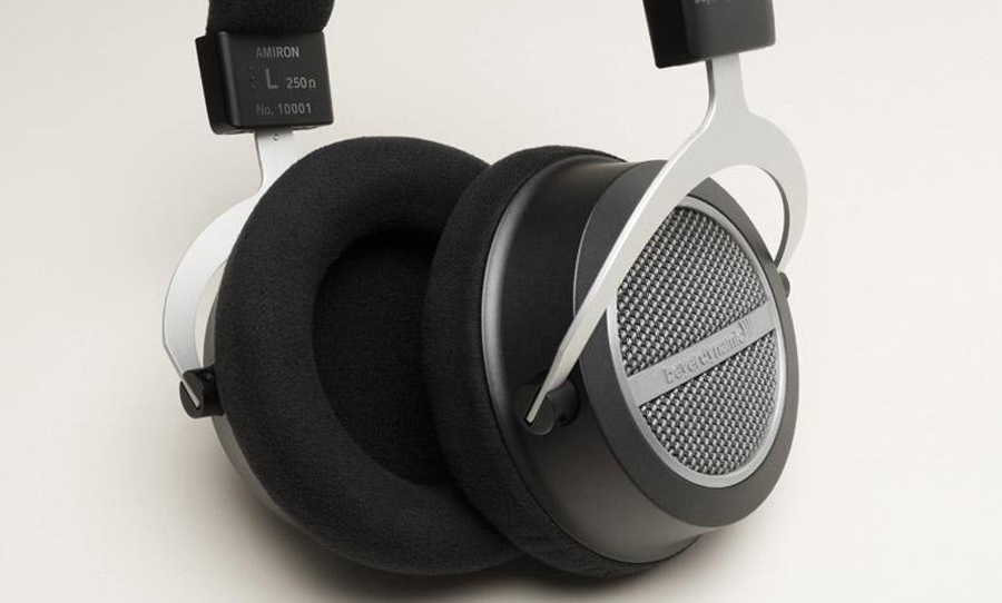 Beyerdynamic Amiron, best headphones of 2020