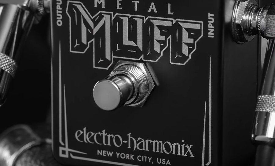Nano Metal Muff