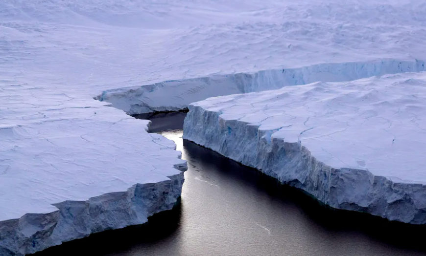 Giant iceberg, size of New York City, breaks off shelf in Antarctica