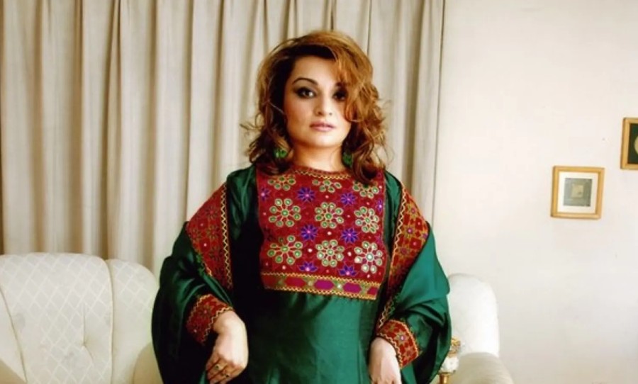 Dr Bahar Jalali posted a selfie via Twitter of wearing traditional clothing