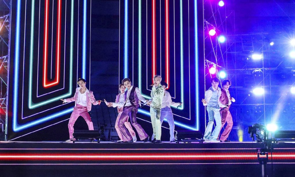 BTS performing. Image: LifeStyle Asia