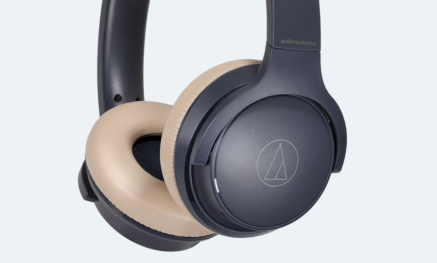 Audio-Technica ATH-S220BT: lightweight headphones for listening on-the-go
