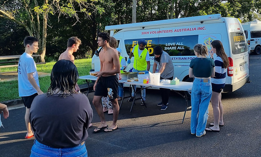 Volunteer Sikhs serving food in northern NSW. 