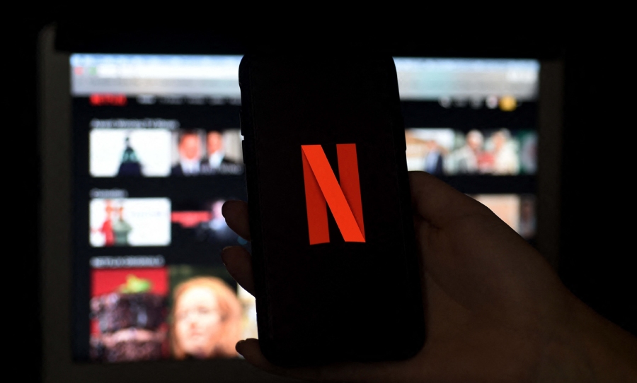 Netflix loses users