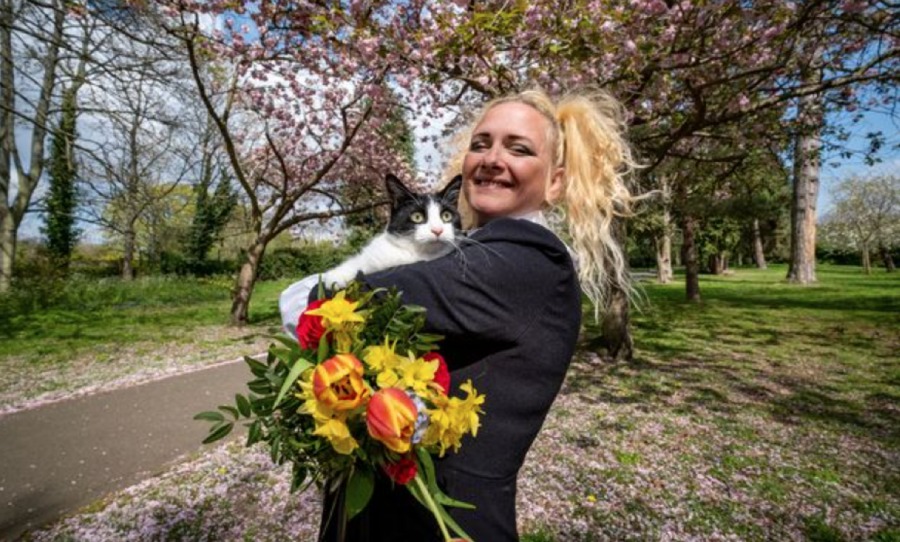 Woman marries cat