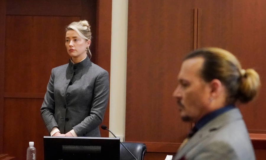 Depp and Heard at trial 