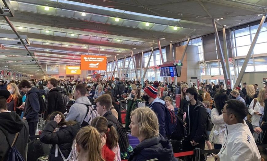 Sydney Airport queues