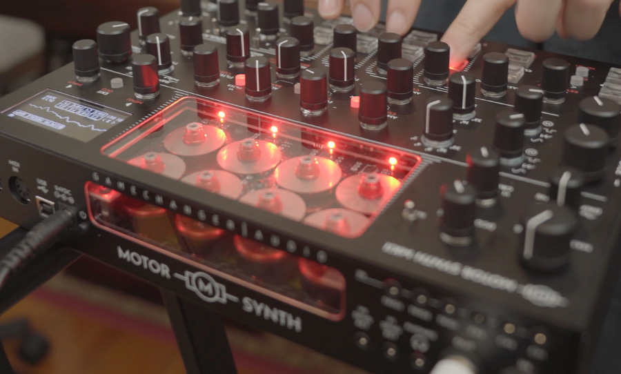 motor synth review happy mag