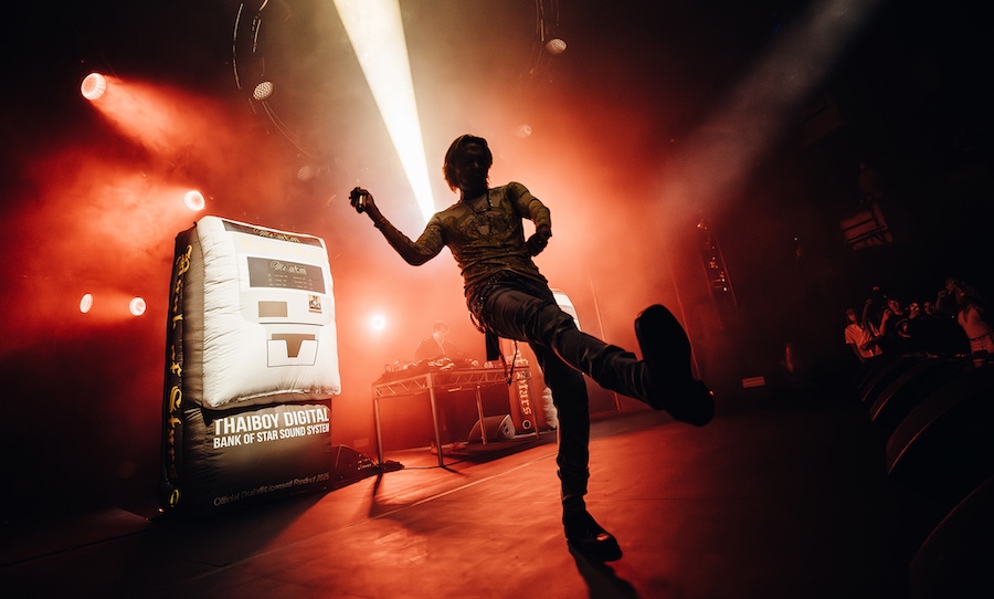 thaiboy digital - on stage
