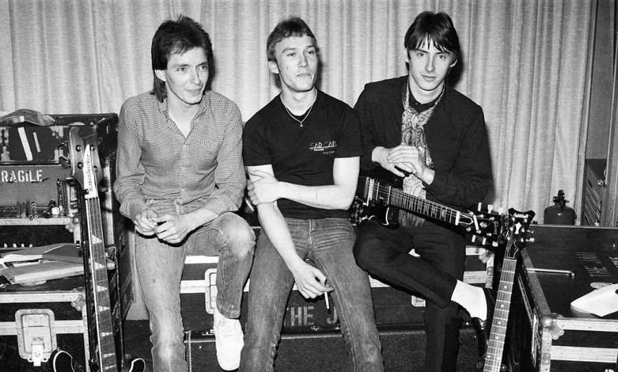 paul weller - attacked by. a lion in surrey - the jam 70s.