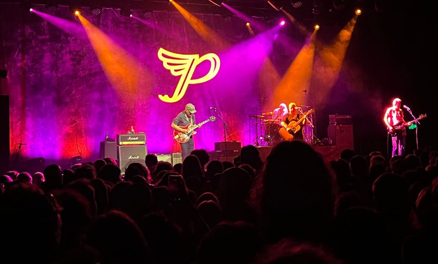 pixies sydney review 2025