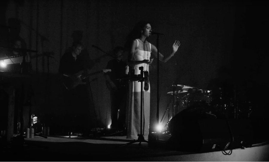 Olivia Dean Hits Back at Ticket Giants Over Resale Price Gouging