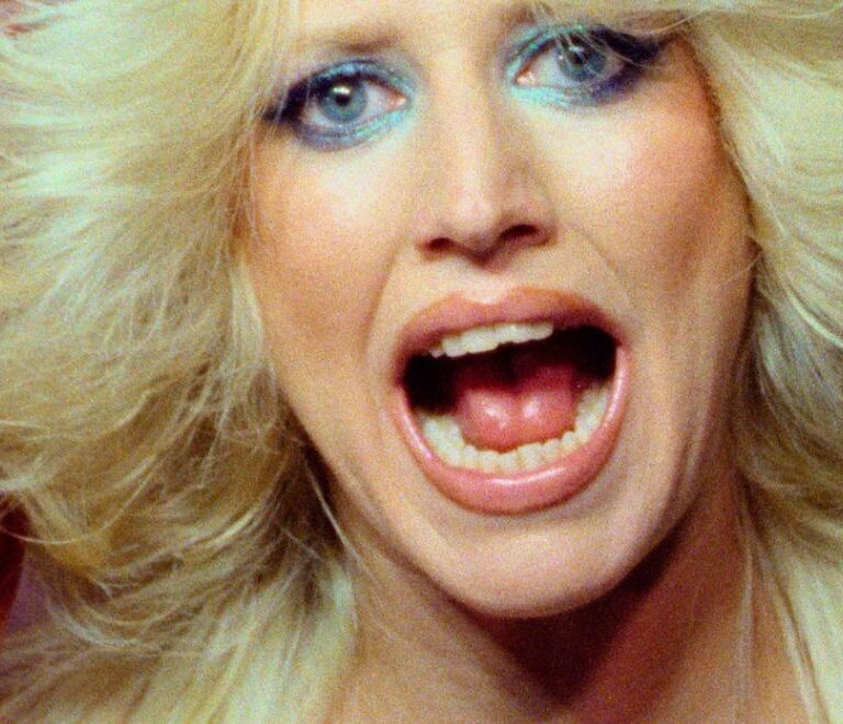 Image for article - The most NSFW music videos of all time