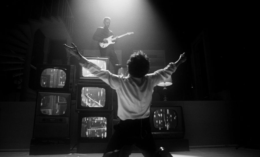  Matty Healy Confirms Two Albums, One Called DOGS