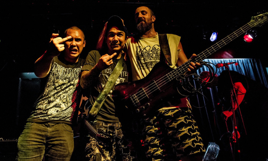 CHUG band