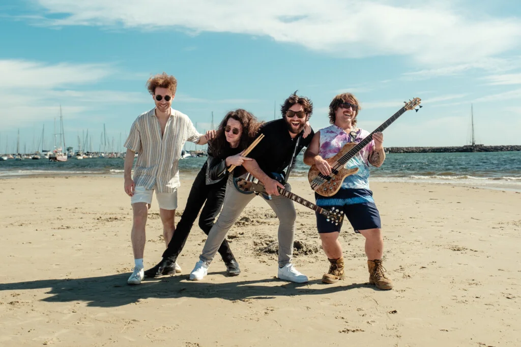 Groove Vultures 2026